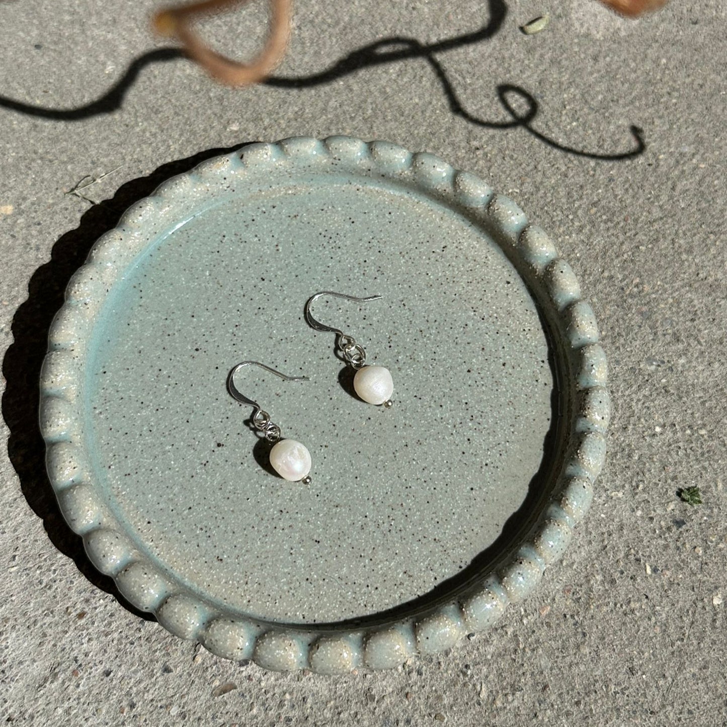 Ferskvandsperle | Hvid | Messing krog